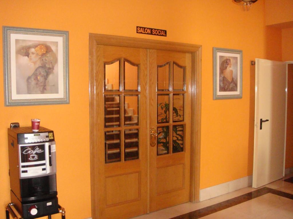 Hostal Serpol Παλένθια Εξωτερικό φωτογραφία